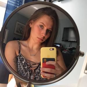 Meet your Posher, Karolina